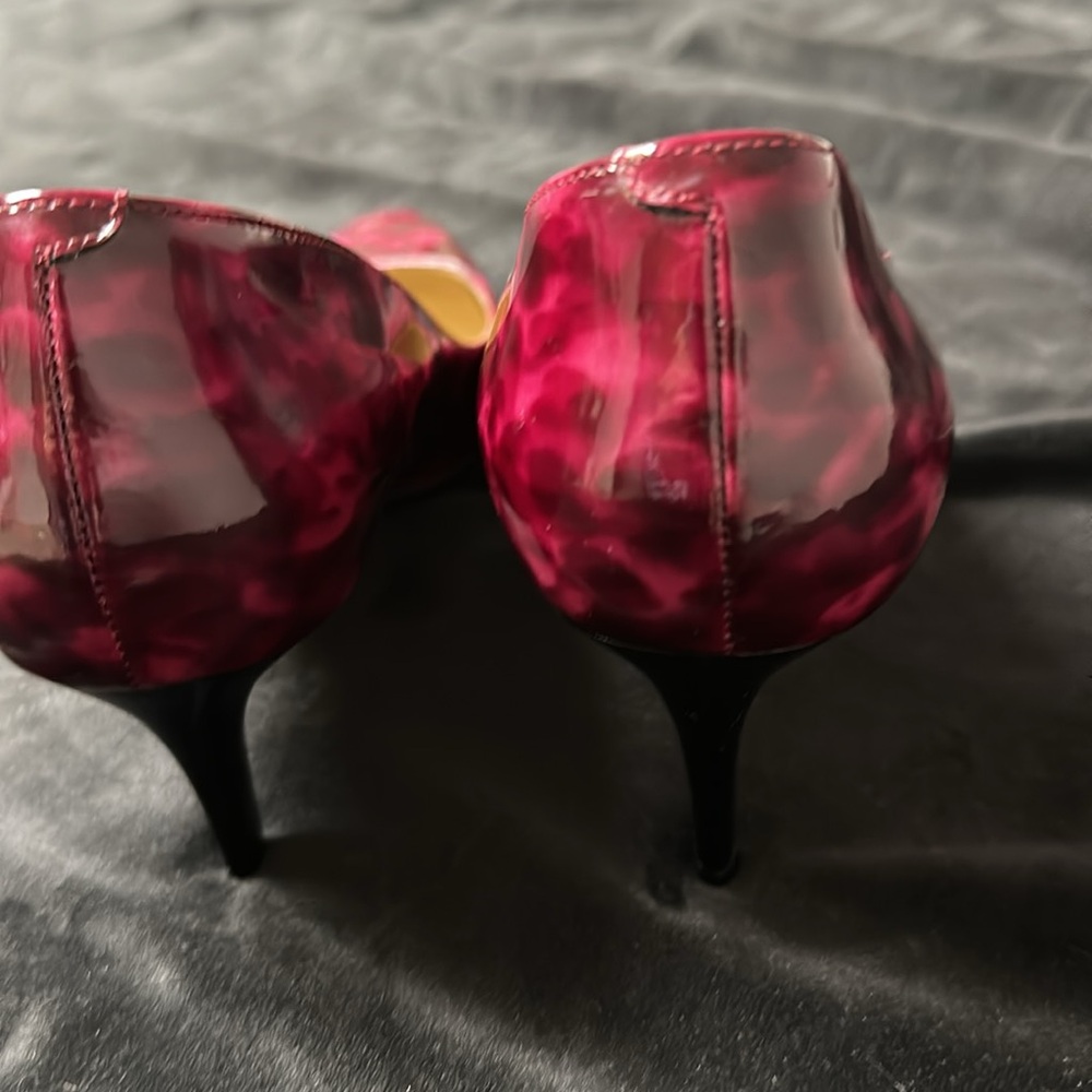 Jimmy Choo red and black Women's Shoes size 37. One small mark on one heel - Picture 4 of 8
